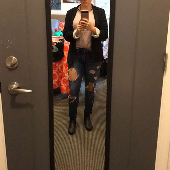 Distressed Express Denim - Picture 1 of 4